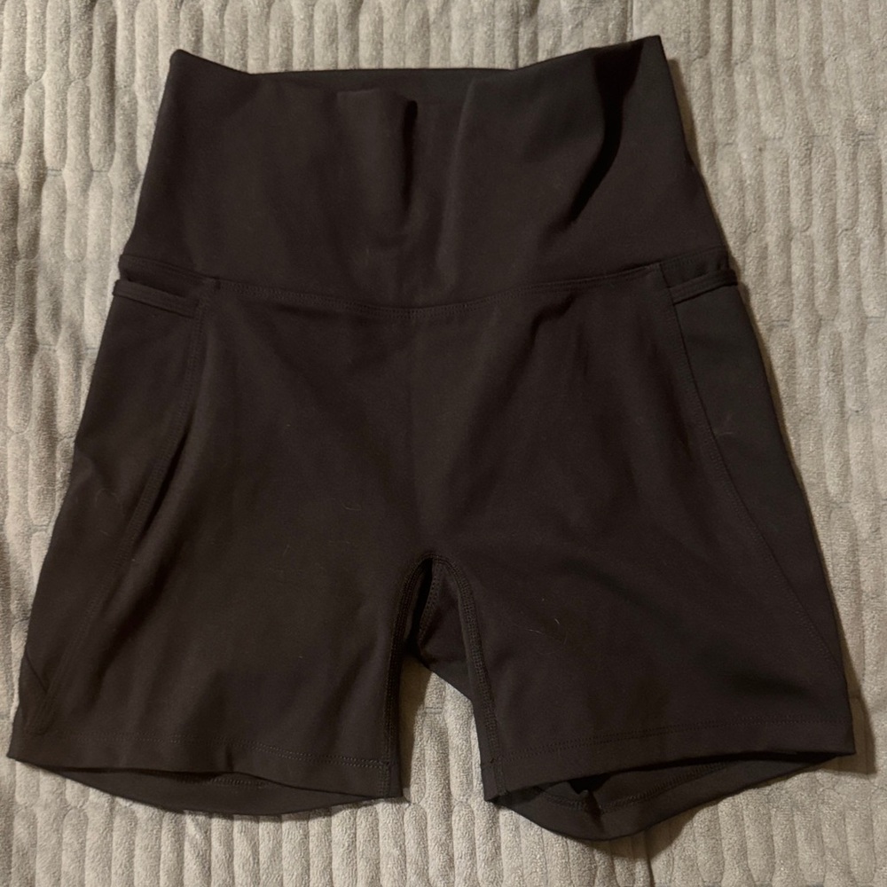 Born Primitive High-Waist Black Active Shorts